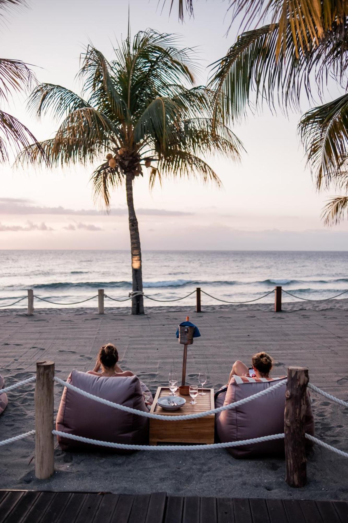 Living Asia Resort And Spa Senggigi Dış mekan fotoğraf
