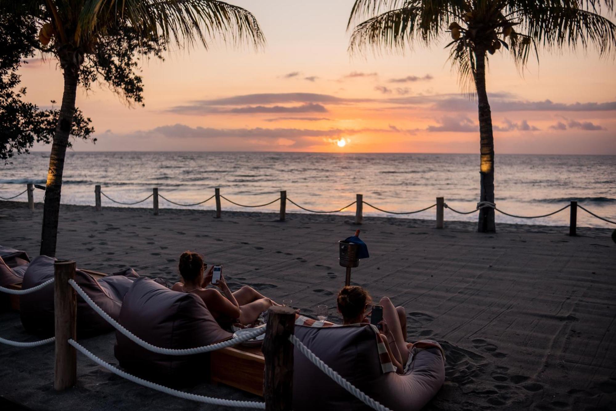 Living Asia Resort And Spa Senggigi Dış mekan fotoğraf